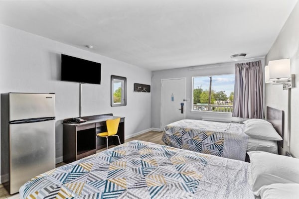 Foto van 2 tweepersoonsbedden | Nsmk, keuken - Vakantiehuis in Wilmington - BedRoom