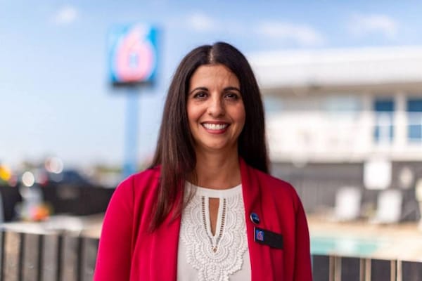 Foto van 1 kingsize bed | Rookvrij, koelkast - Vakantiehuis in Monroe - Facilities