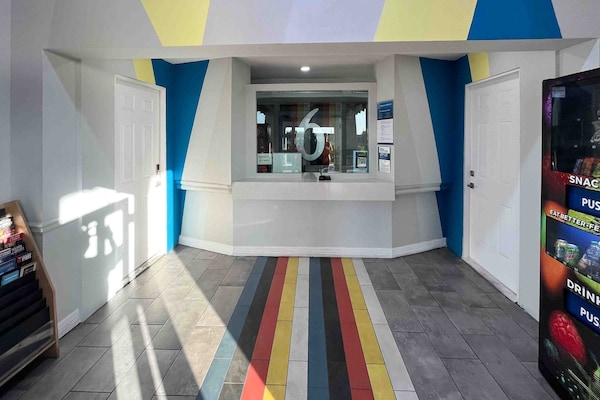 Foto van 2 tweepersoonsbedden | Rookvrij, Keuken - Vakantiehuis in Phoenix - FloorPlan