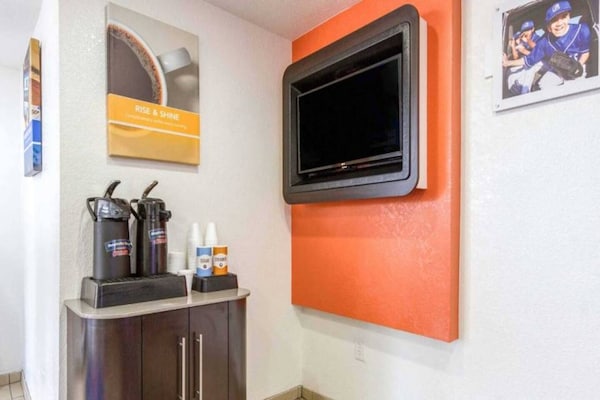 Foto van 1 tweepersoonsbed (Queensize) | Luchthaven Phoenix - FloorPlan