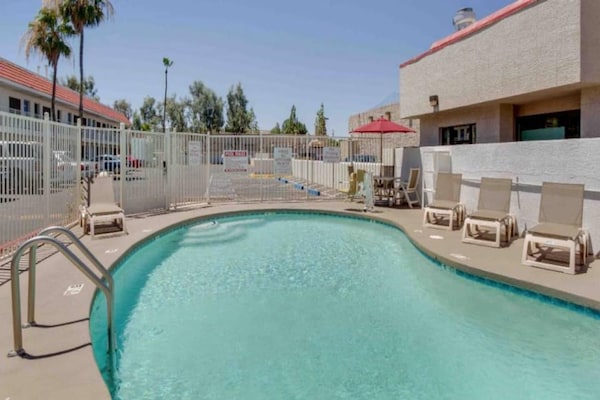 Foto van 1 tweepersoonsbed (Queensize) | Tempe, Arizona - Vakantiehuis in Tempe - Pool