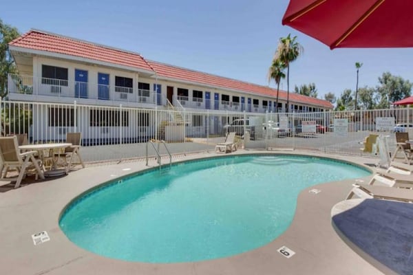 Foto van 1 tweepersoonsbed (Queensize) | Tempe, Arizona - Vakantiehuis in Tempe - Pool