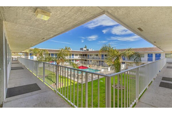 Foto van 1 tweepersoonsbed | Premium - Vakantiehuis in Phoenix - Outdoor