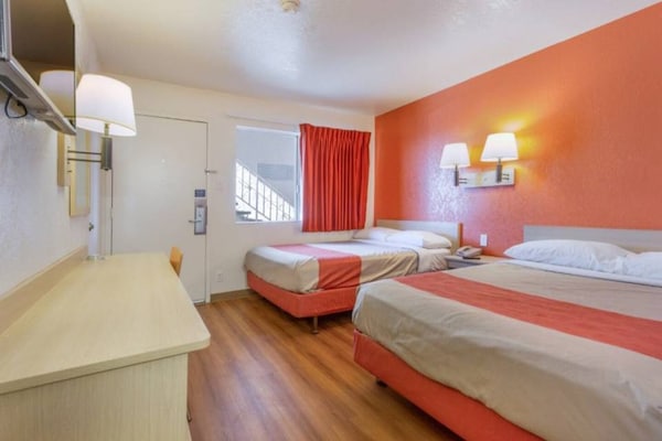 Foto van 2 tweepersoonsbedden | Phoenix - Vakantiehuis in Phoenix - BedRoom