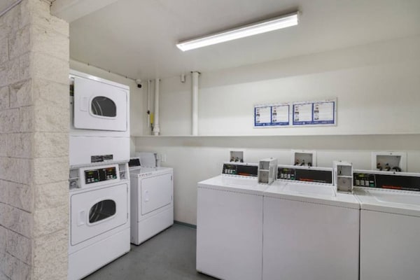 Foto van 2 tweepersoonsbedden (queensize) | Rookvrij - Vakantiehuis in Claremont - Facilities