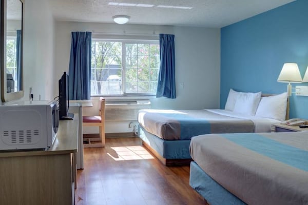 Foto van 2 tweepersoonsbedden | roken - Vakantiehuis in The Dalles - Facilities