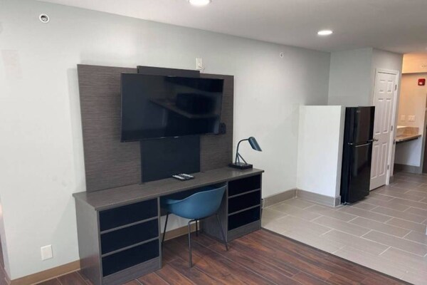 Foto van 1 tweepersoonsbed (Queensize) | NSMK keuken, slaapbank - Kitchen