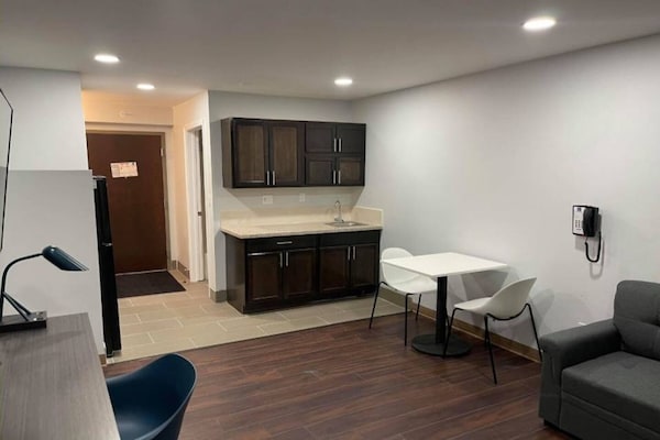 Foto van 2 tweepersoonsbedden | Nsmk, keuken, slaapbank - Vakantiehuis in Peoria IL - Kitchen