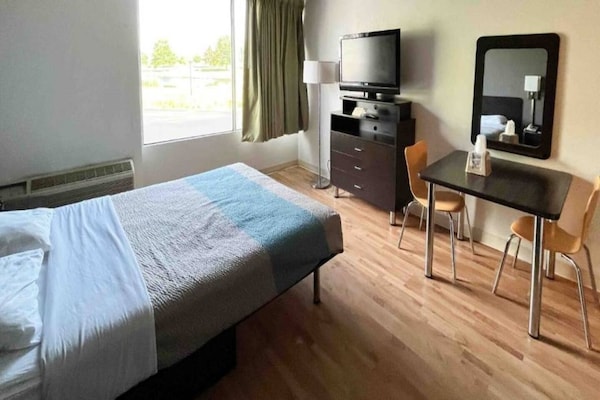 Foto van 1 kingsize bed | Rookvrij, Keuken - Vakantiehuis in Clarion - BedRoom