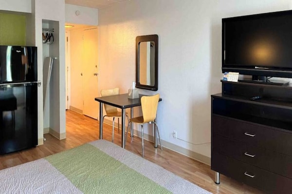 Foto van 1 kingsize bed | Roken toegestaan, Keuken - Vakantiehuis in Clarion - BedRoom