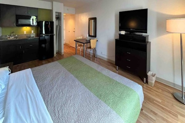 Foto van 1 kingsize bed | Roken toegestaan, Keuken - Vakantiehuis in Clarion - BedRoom