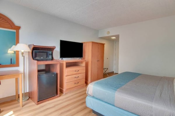 Foto van 1 kingsize bed | Rookvrij, koelkast - Vakantiehuis in Clarion - BedRoom