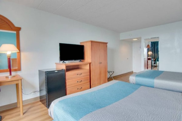 Foto van 2 tweepersoonsbedden (queensize) | Roken toegestaan - BedRoom
