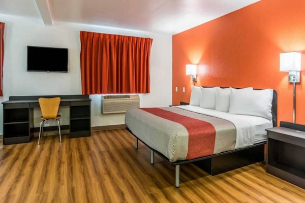 Foto van 1 kingsize bed | Suite, NSMK, bubbelbad - Vakantiehuis in HARRISVILLE - BedRoom