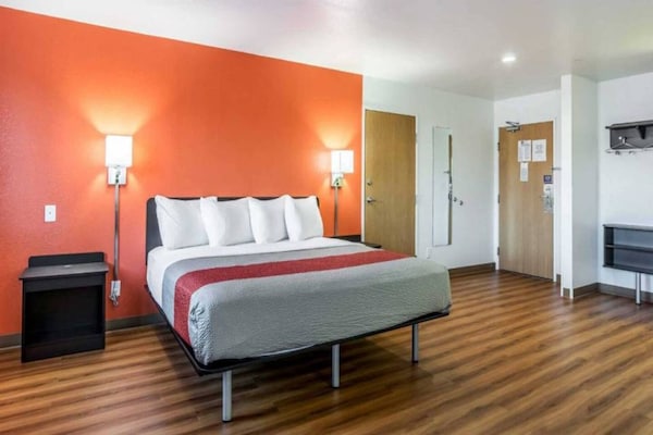 Foto van 1 kingsize bed | Suite, NSMK, bubbelbad - Vakantiehuis in HARRISVILLE - BedRoom