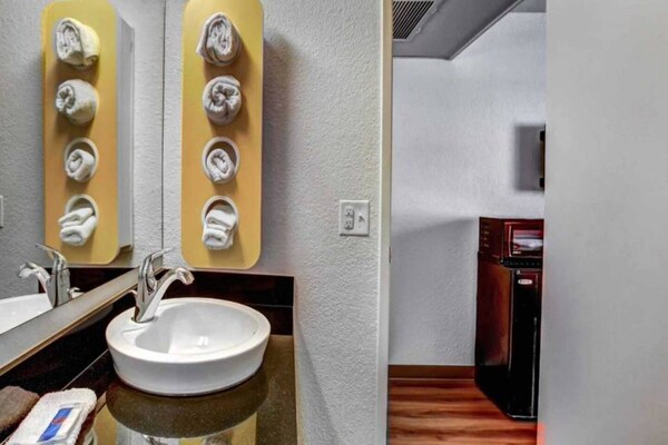 Foto van 1 tweepersoonsbed (Queensize) | Medford, OR - Vakantiehuis in Medford OR - BathRoom