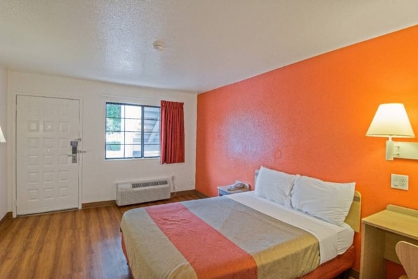 Foto van 1 tweepersoonsbed (Queensize) | Redding, Californië - Facilities
