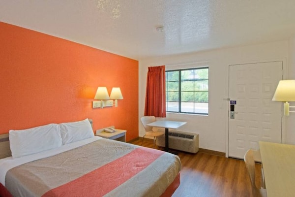 Foto van 1 tweepersoonsbed (Queensize) | Redding, Californië - BedRoom