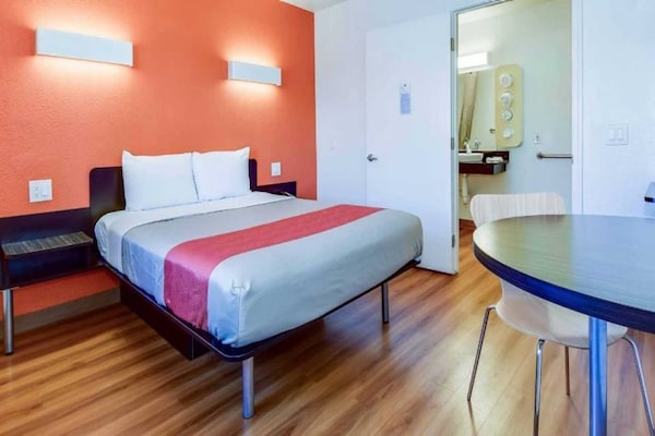 Foto van 1 tweepersoonsbed (queensize) | Roken toegestaan - Vakantiehuis in Riverside - BedRoom
