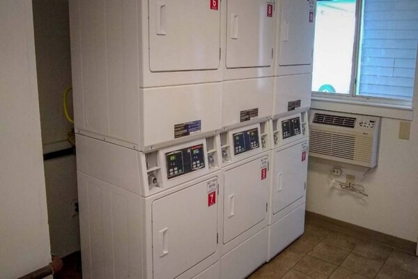 Foto van 2 tweepersoonsbedden | Suite, NSMK, Keuken - Vakantiehuis in Fayetteville - Facilities