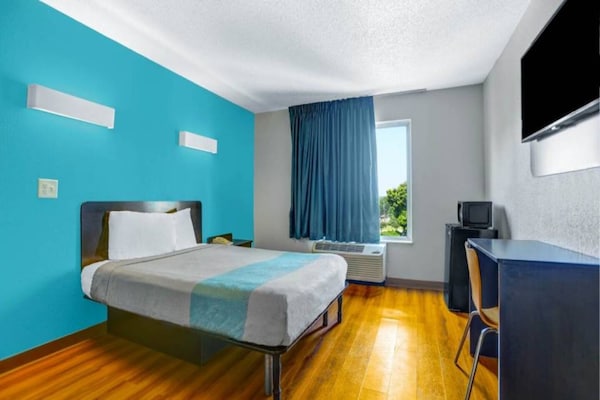 Foto van 1 tweepersoonsbed (queensize) | Roken toegestaan - Vakantiehuis in Raleigh NC - BedRoom