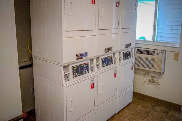 Foto van 1 tweepersoonsbed (queensize) | Roken toegestaan, koelkast (McFridge) - Facilities
