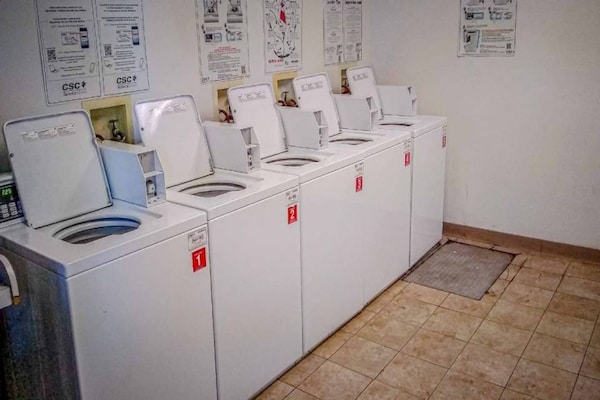 Foto van 1 tweepersoonsbed (queensize) | Niet-roken, koelkast (Micfridge) - Facilities