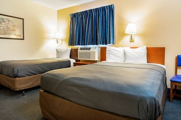 Foto van 2 tweepersoonsbedden | Suite, rookvrij, keuken - Vakantiehuis in Fayetteville - Facilities