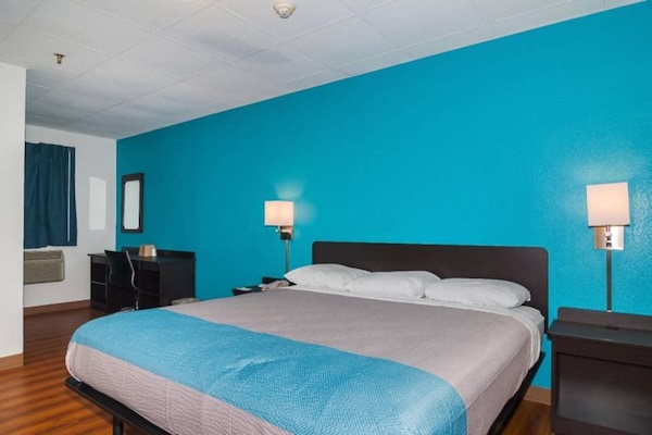 Foto van 1 tweepersoonsbed (queensize) | Roken toegestaan - Vakantiehuis in Elmsford - BedRoom
