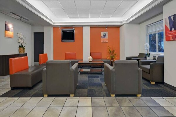 Foto van 1 tweepersoonsbed | Toegankelijk voor mindervaliden/bad - FloorPlan