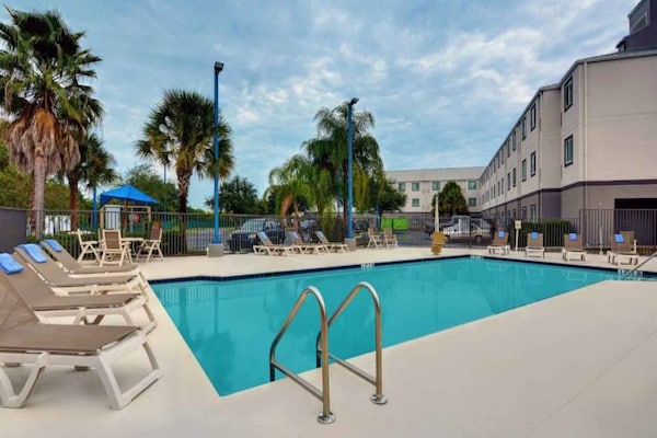 Foto van 2 tweepersoonsbedden | Orlando, Florida - Vakantiehuis in Orlando FL - Pool