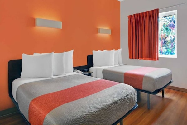 Foto van 2 tweepersoonsbedden | Orlando, Florida - Vakantiehuis in Orlando FL - BedRoom