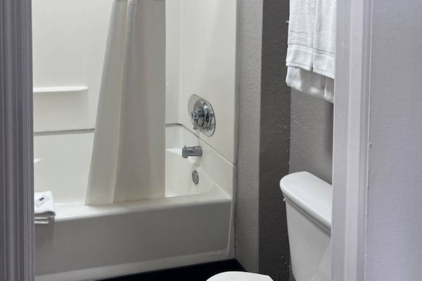Foto van 1 tweepersoonsbed (Queensize) | Orlando, Florida - Vakantiehuis in Orlando FL - BathRoom