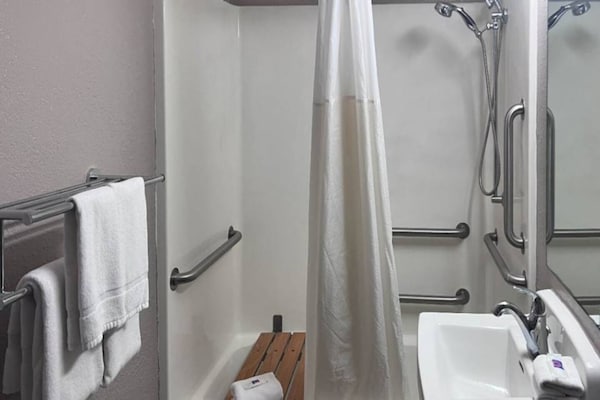 Foto van 2 tweepersoonsbedden | Orlando, Florida - Vakantiehuis in Orlando FL - BathRoom