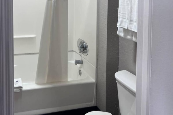 Foto van 2 tweepersoonsbedden | Orlando, Florida - Vakantiehuis in Orlando FL - BathRoom