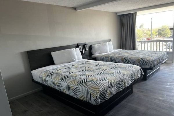 Foto van 2 Queensize Bedden | Ns | Koelkast - Vakantiehuis in Summerville - Facilities