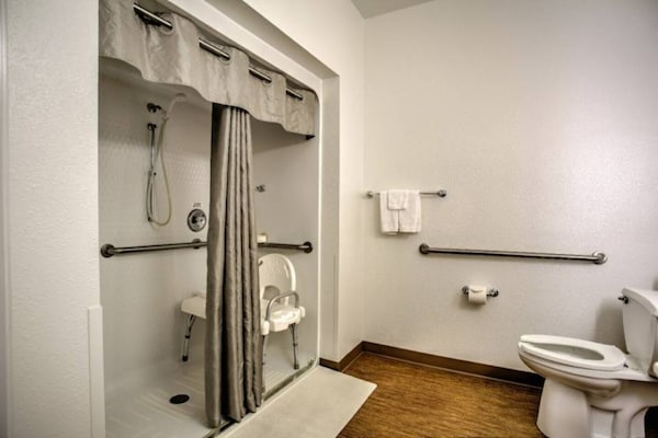 Foto van 1 Queensize Bed | Ns | Mini Koelkast - Vakantiehuis in Missoula - Facilities