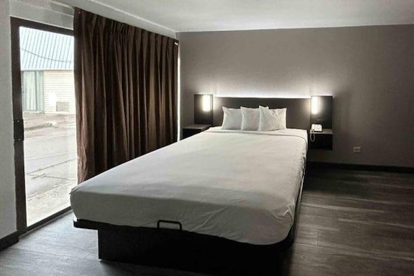 Foto van 1 kingsize bed | Rookvrij, Keuken - Vakantiehuis in Pocatello - BedRoom