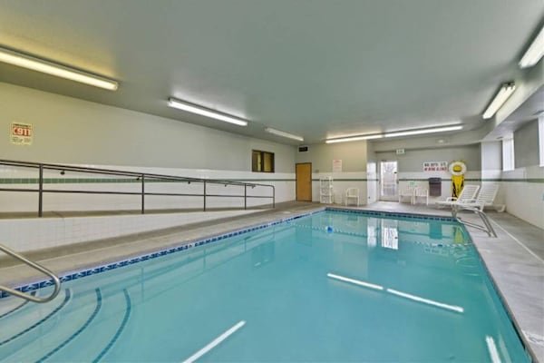 Foto van 1 Queen|Mobiele toegang|Badkamer|Suite|Nsmk - Vakantiehuis in MERIDIAN - Facilities
