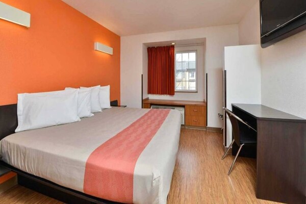 Foto van 1 Queen|Mobiele toegang|Badkamer|Suite|Nsmk - Vakantiehuis in MERIDIAN - BedRoom