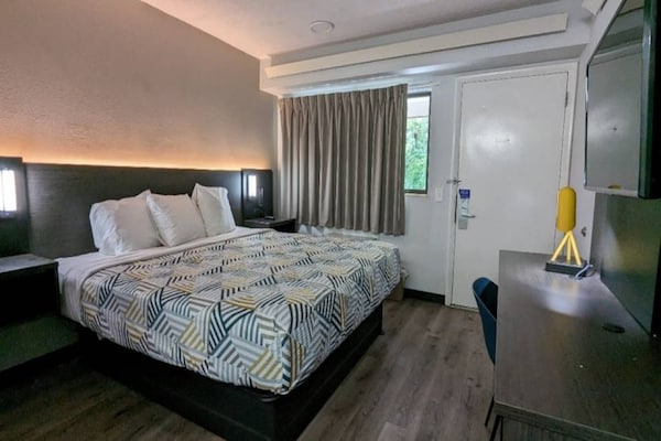 Foto van 1 Kingbed | Koelkast - Vakantiehuis in Nashua - Facilities