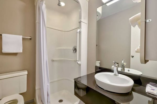 Foto van 2 tweepersoonsbedden | Magnetron - Vakantiehuis in TUCUMCARI - BathRoom