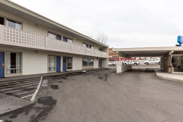 Foto van 1 tweepersoonsbed (queensize) | Niet-roken, koelkast (Micfridge) - Facilities