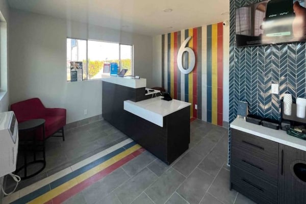 Foto van 2 tweepersoonsbedden | Niet-roken, koelkast - Vakantiehuis in Artesia - FloorPlan