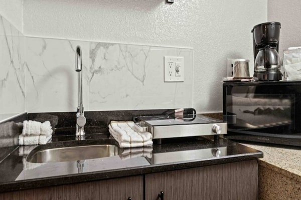 Foto van 2 tweepersoonsbedden | Rookvrij, Keuken - Vakantiehuis in San Luis Obispo - Kitchen