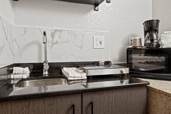 Foto van 2 tweepersoonsbedden | Rookvrij, Keuken - Vakantiehuis in San Luis Obispo - Kitchen