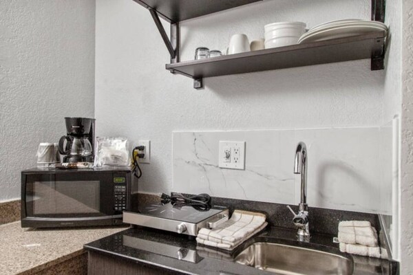 Foto van 2 tweepersoonsbedden (queensize) | Rookvrij, Keuken - Kitchen