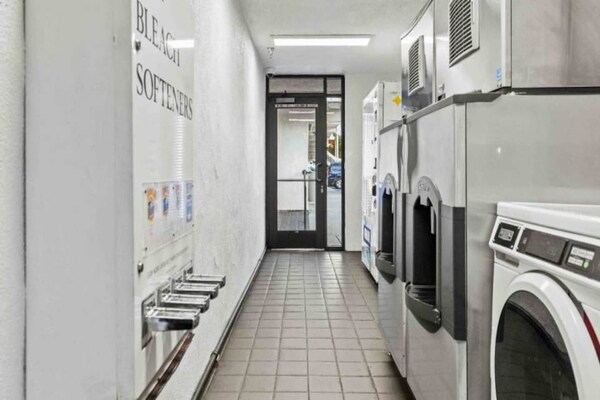 Foto van 2 tweepersoonsbedden (queensize) | Rookvrij, Keuken - Facilities