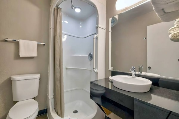 Foto van 1 kingsize bed | Rookvrij - Vakantiehuis in Gallup - Facilities
