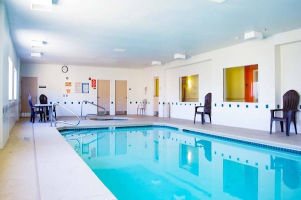 Foto van 2 tweepersoonsbedden (queensize) | Rookvrij - Vakantiehuis in Las Cruces - Pool